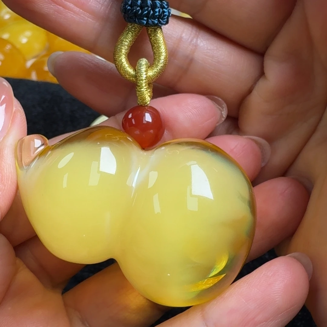 怪***黍蜜蜡未镶嵌毛衣链无优化无烤色无补胶无覆膜无辐照无煮蜜