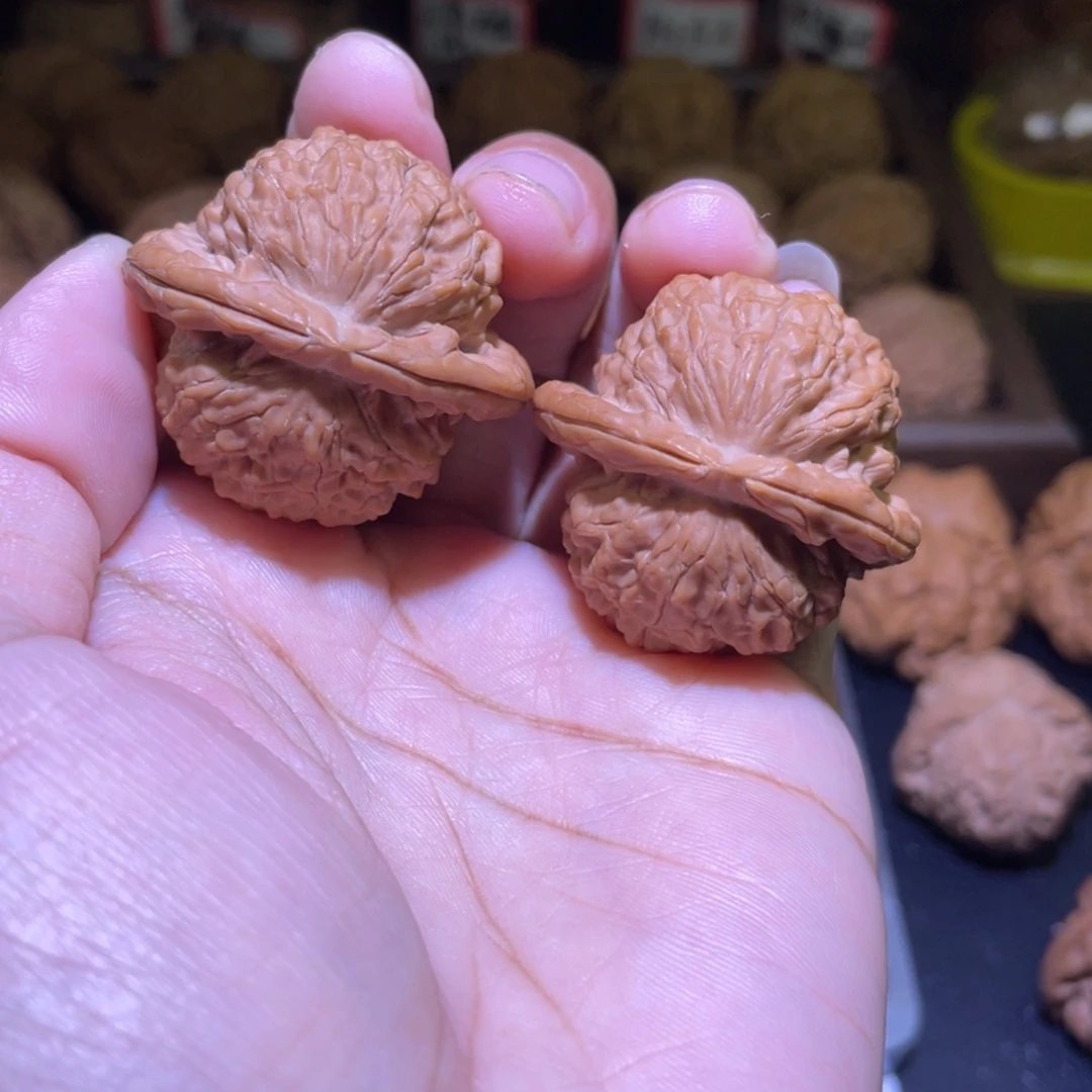 把件文玩核桃 野生狮子头