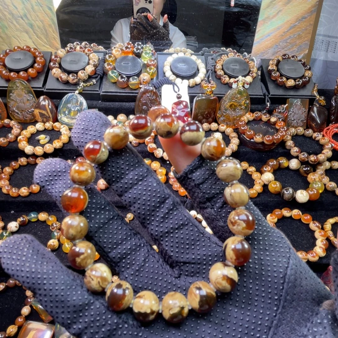 琥珀未镶嵌手串溶洞 10