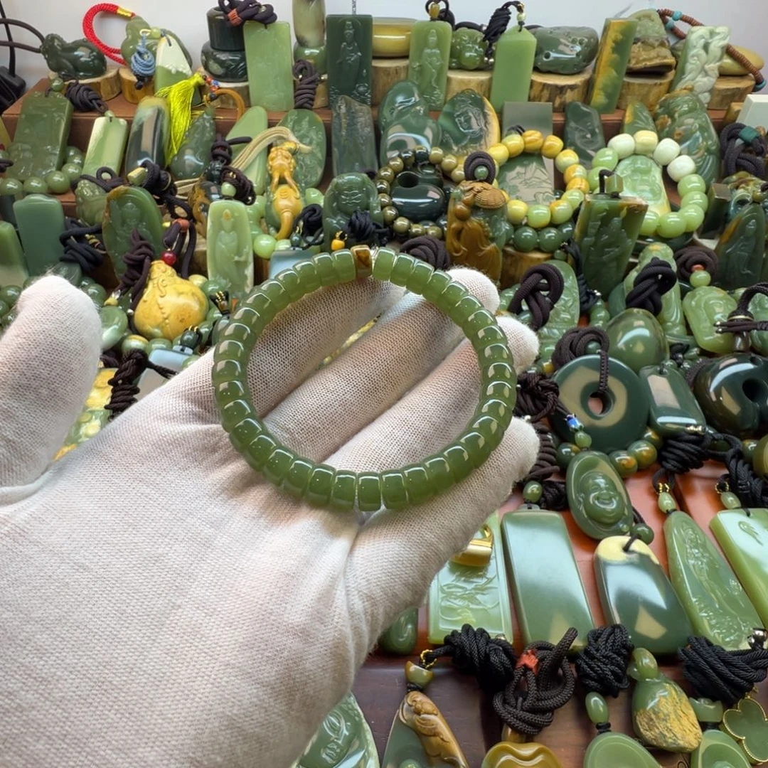 岫岩河磨玉（透闪石质玉）未镶嵌手链