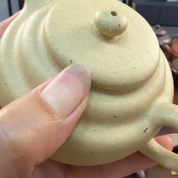 茶壶紫砂140cc本绿瑕疵