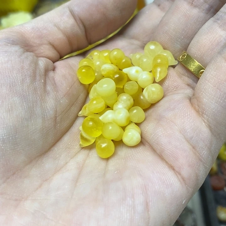 蜜蜡未镶嵌裸石多样性发货其二