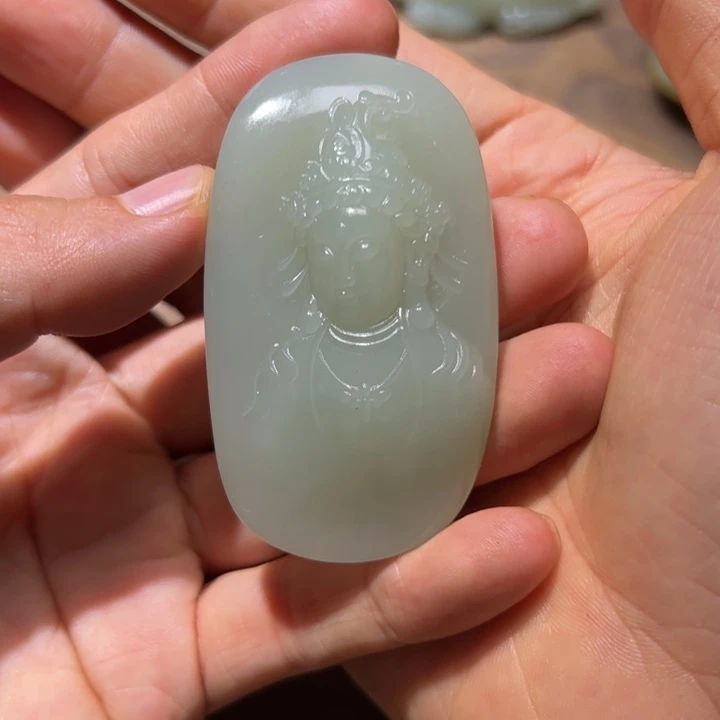 和田玉（糖玉）未镶嵌车挂大**闲