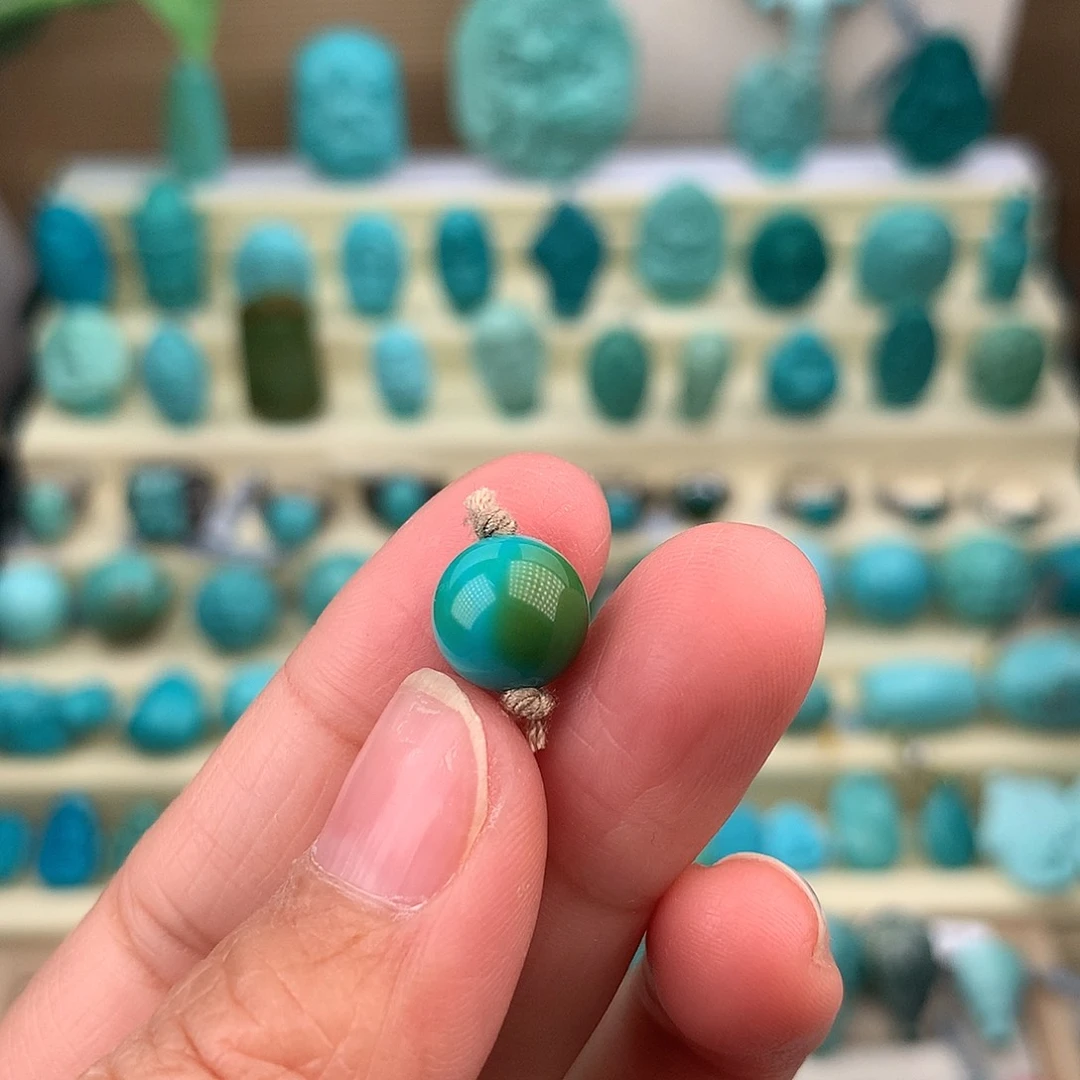 绿松石未镶嵌珠宝奇石9.1