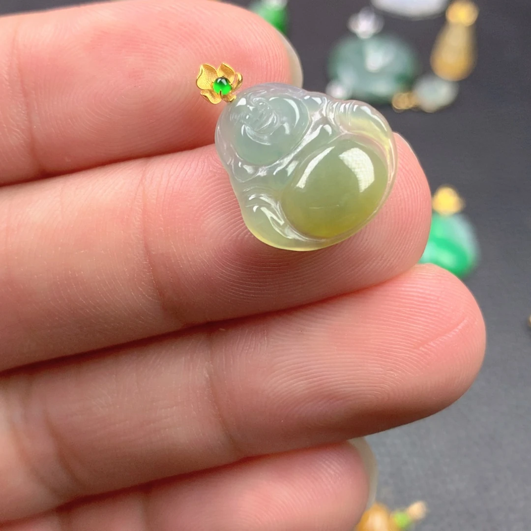 【闪购商品】颈饰18K金镶嵌翡翠翡翠