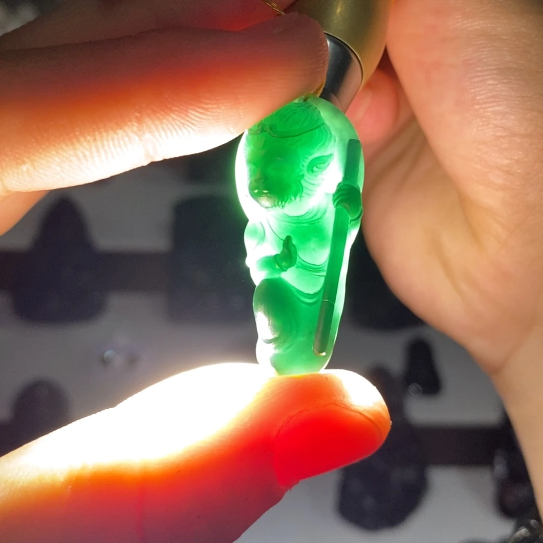 定制翡翠未镶嵌天然A货墨翠猴哥