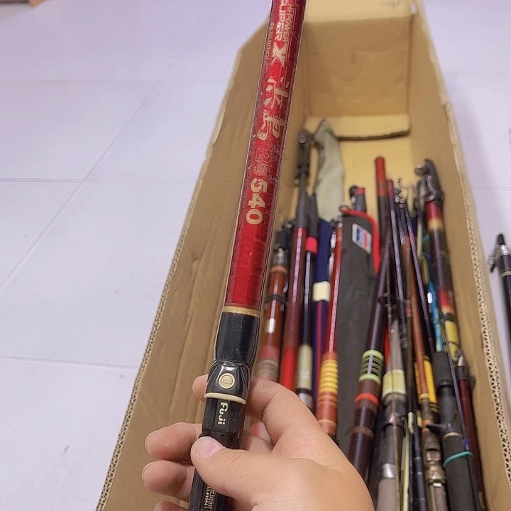 静****）中古鱼竿 微瑕一物一拍 看好下单