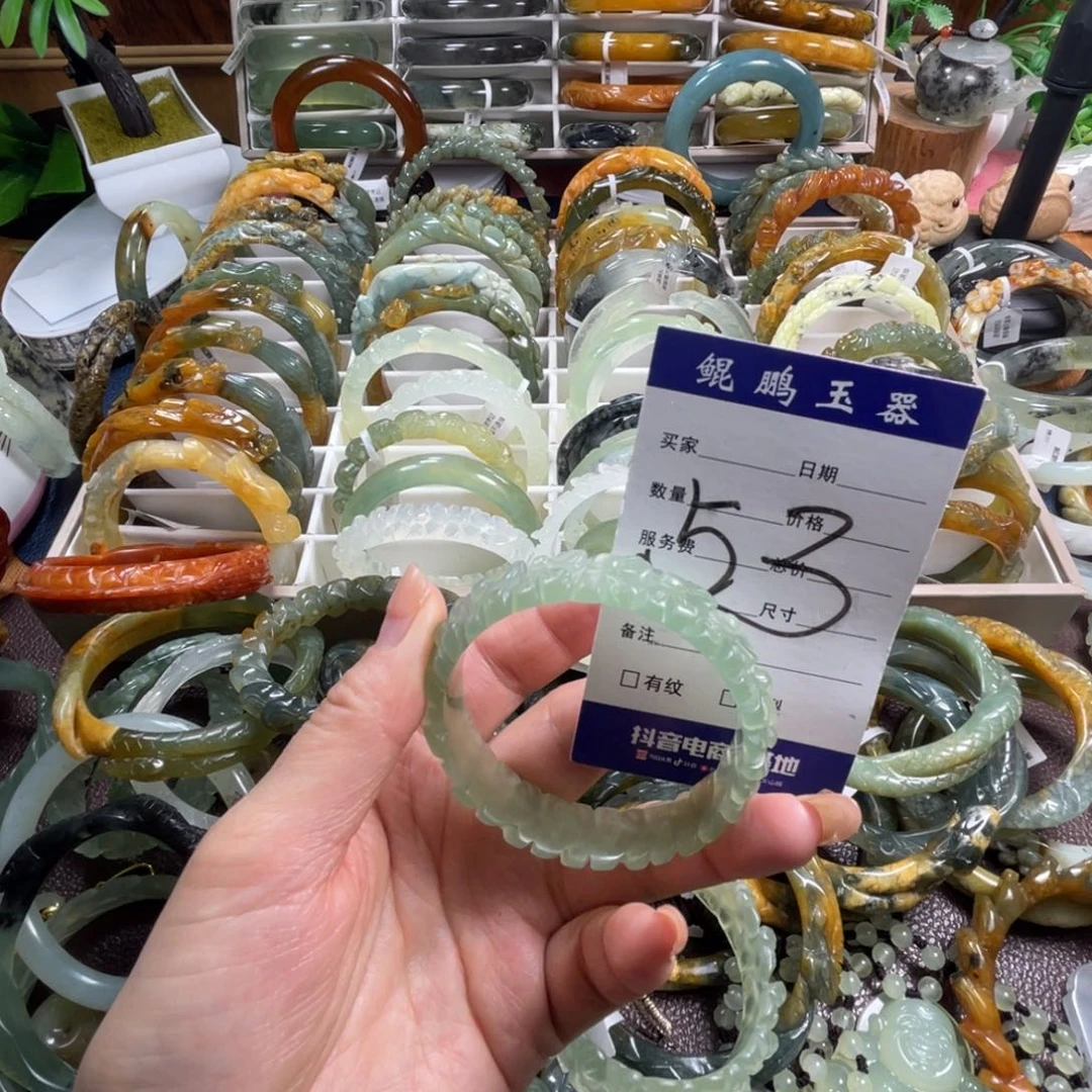 未镶嵌蛇纹石玉手镯