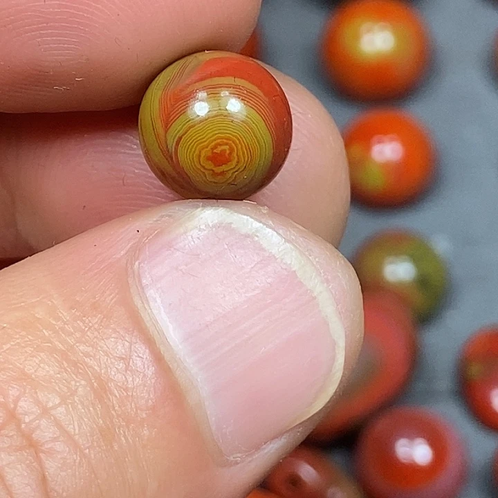 粉***海南红玛瑙未镶嵌挂件