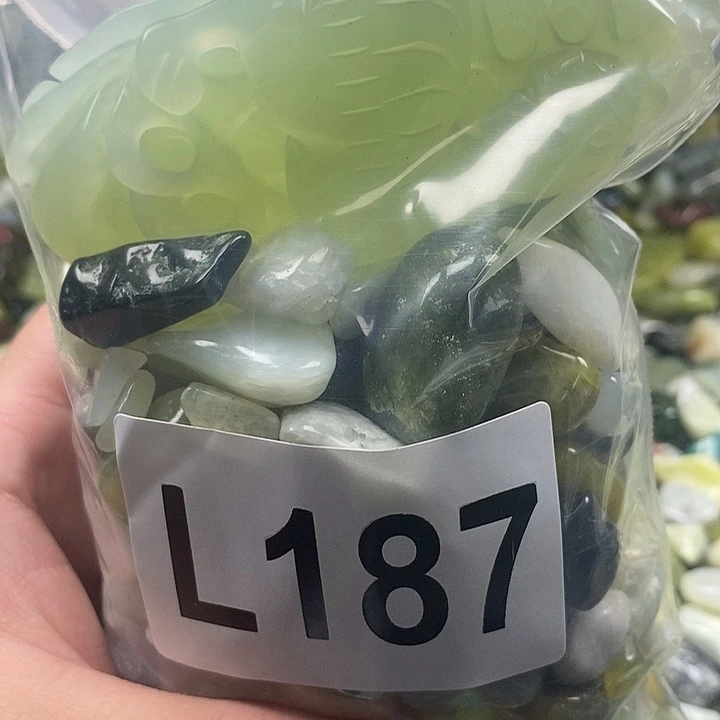 岫玉鱼缸石未镶嵌