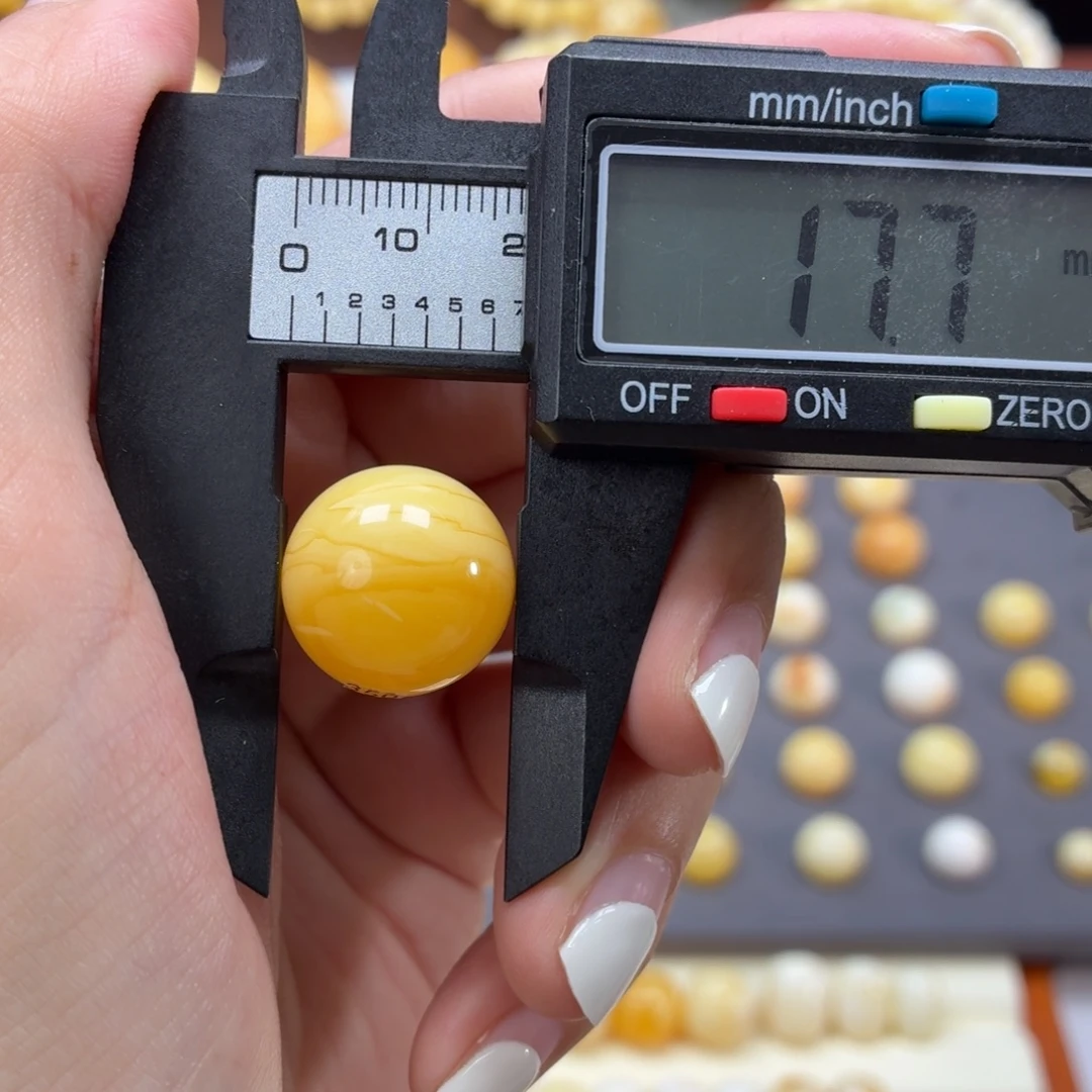 琥珀未镶嵌裸石焦皮17.7mm