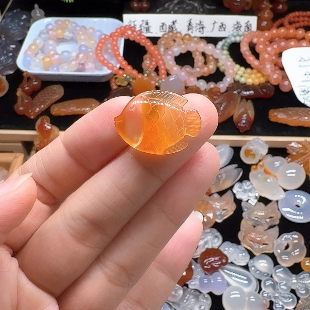 玛瑙/玉髓颈饰未镶嵌