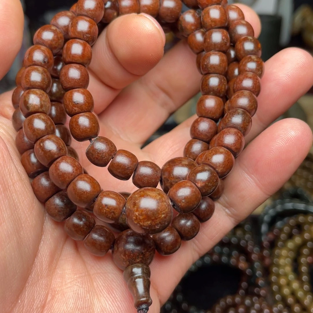 岫岩河磨玉（透闪石质玉）未镶嵌颈饰8×7火燎皮108