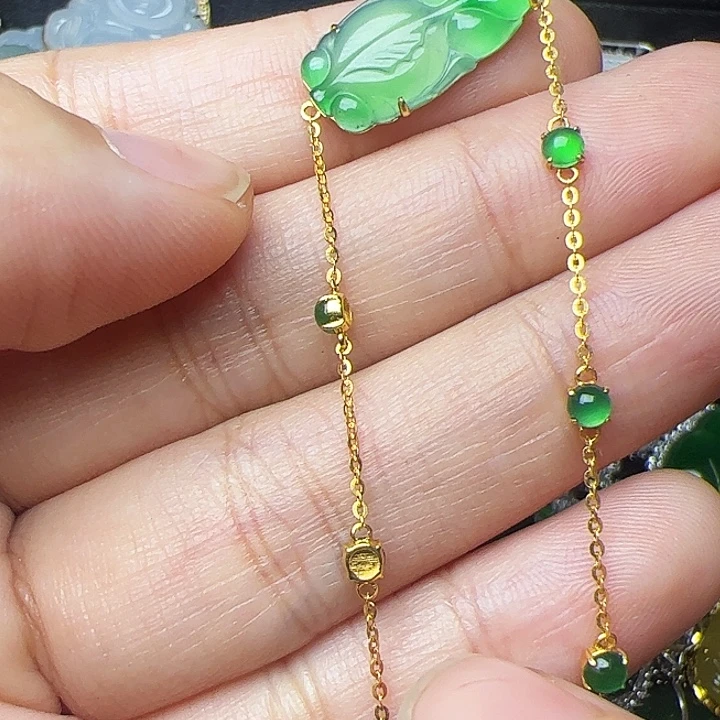 翡翠18K金镶嵌手链