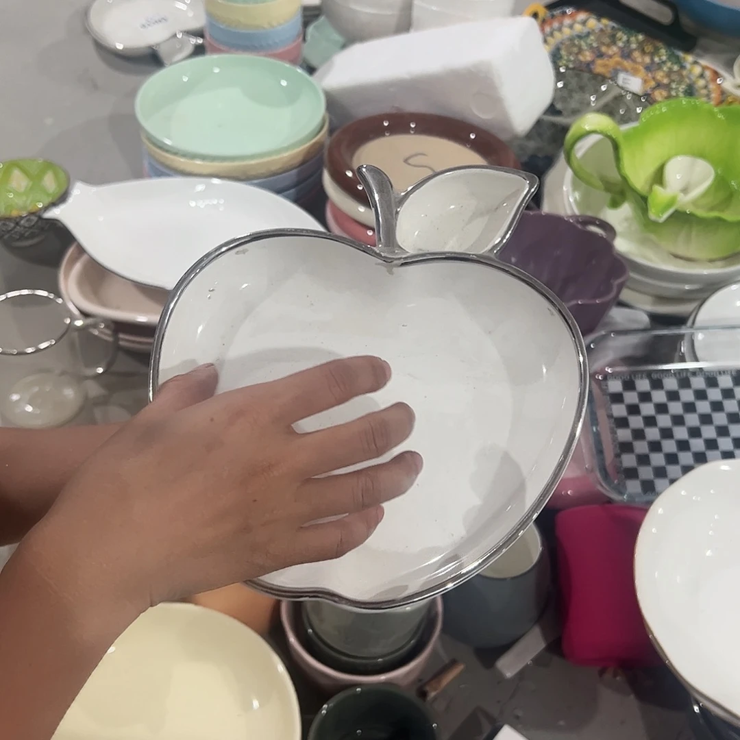 瓷片微瑕清仓处理 苹果饺子盘