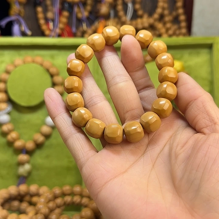 文玩核桃吊坠方糖纯手工无暇不退不换