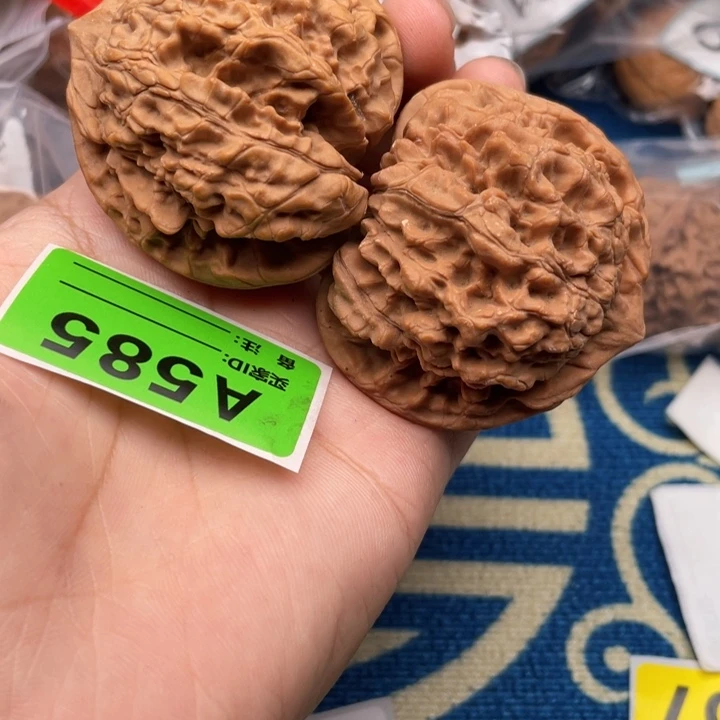 把件文玩核桃核桃