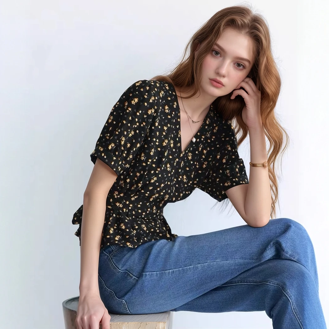 伊芙家系带收腰设计碎花V领气质法式短袖衬衫上衣女2025夏季新款