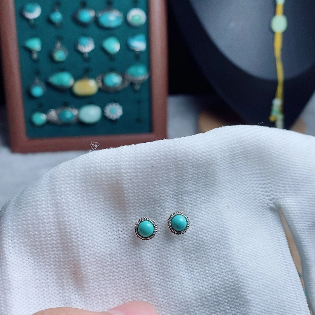 绿松石未镶嵌耳饰