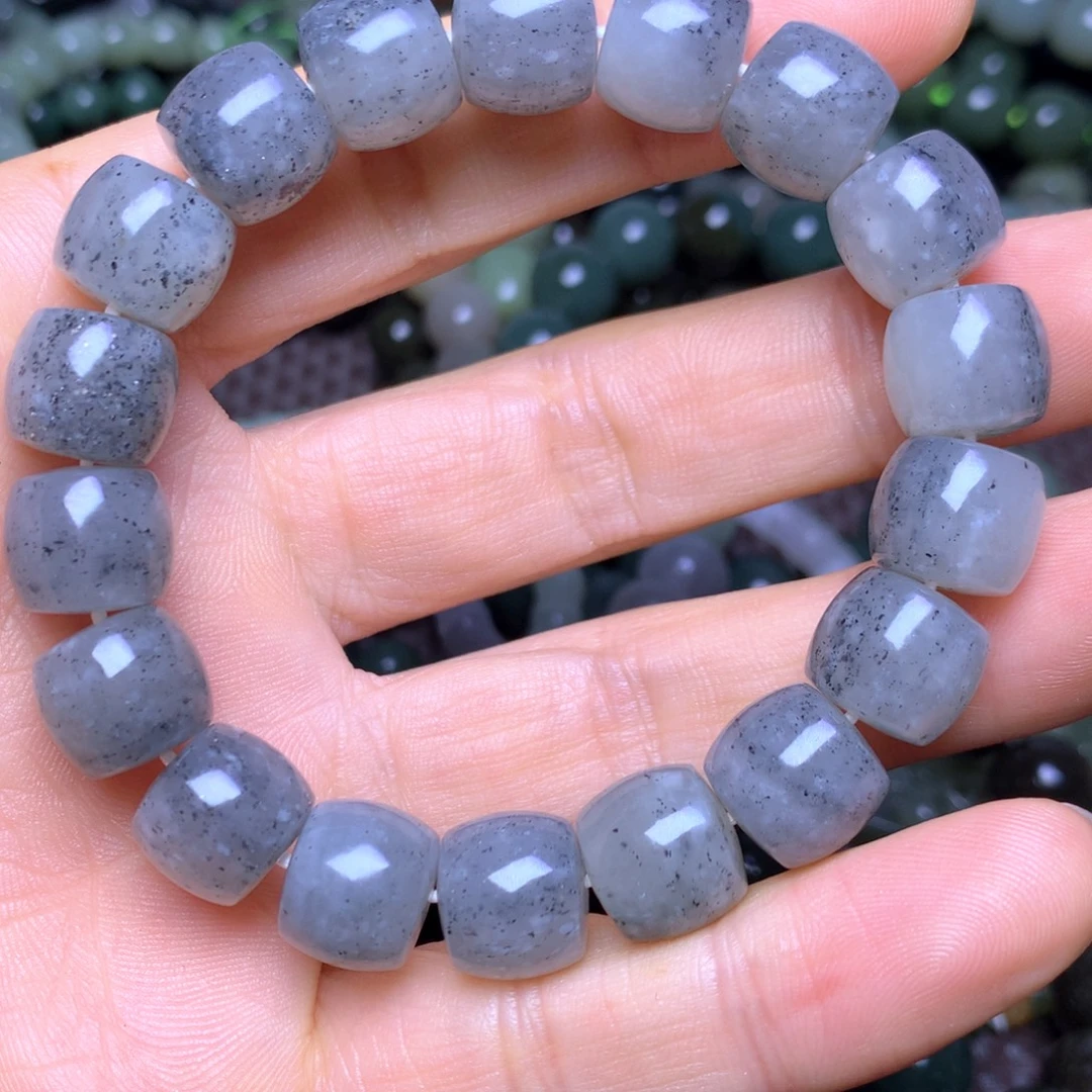 和田玉未镶嵌颈饰12