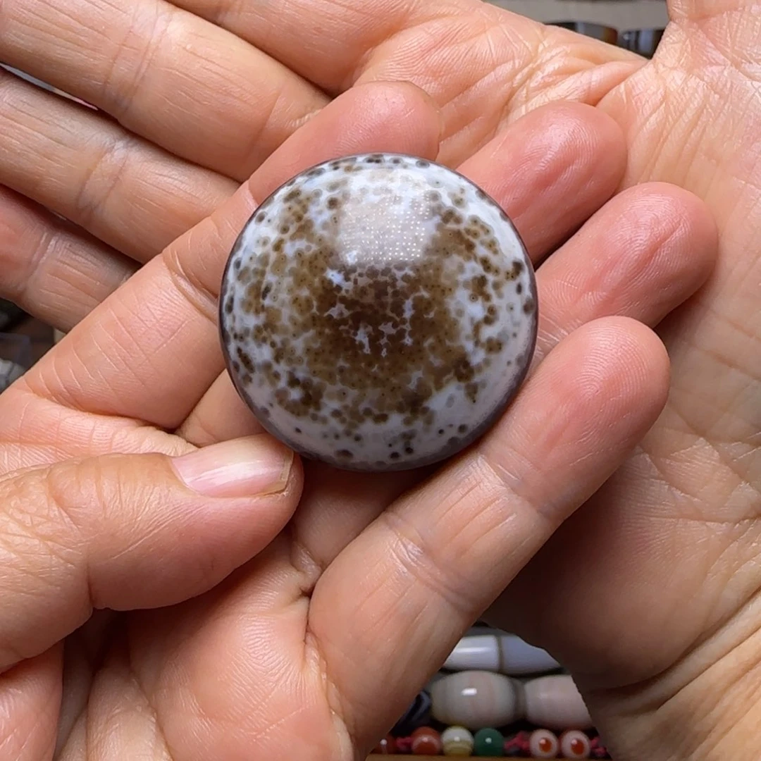 玛瑙/玉髓颈饰未镶嵌我**了