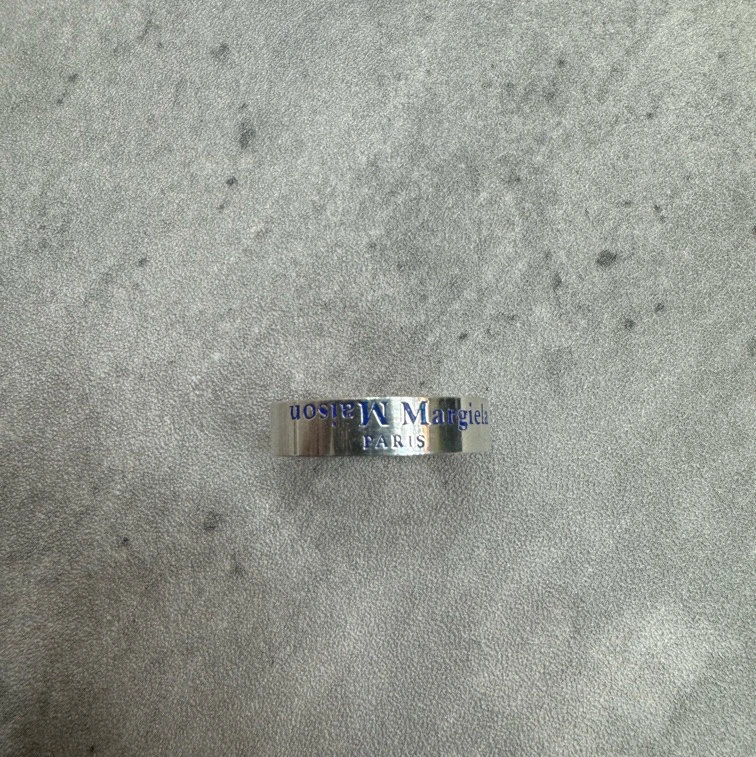 全新未使用 Maison Margiela/梅森马吉拉 925银戒指蓝字反转789码