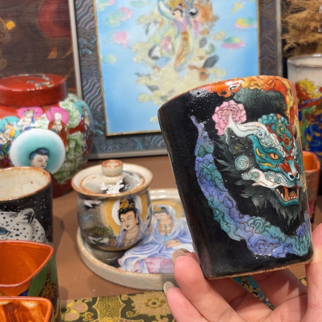 手工手绘醒狮茶杯