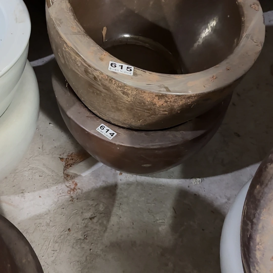 缸《**》瑕疵40陶瓷缸古铜614和615