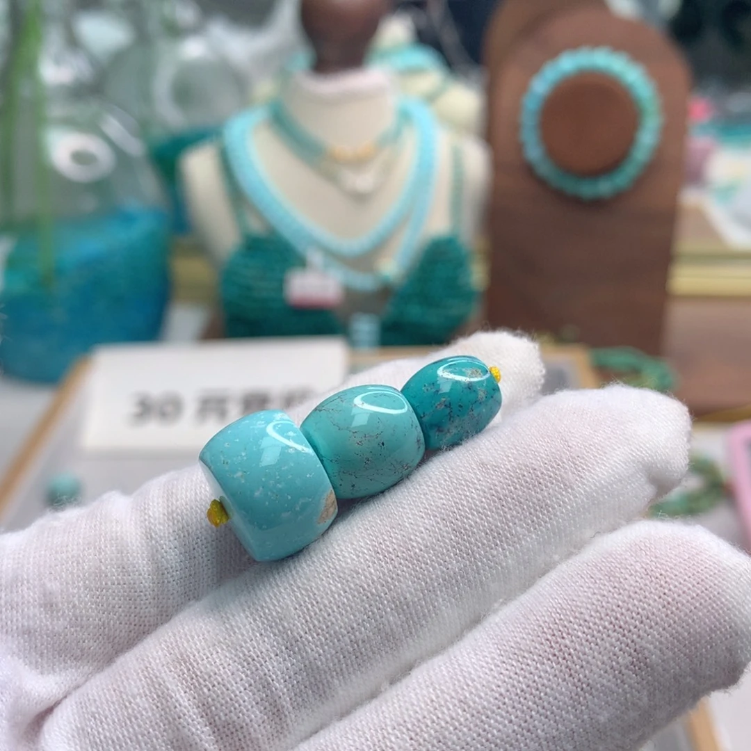 绿松石未镶嵌饰品