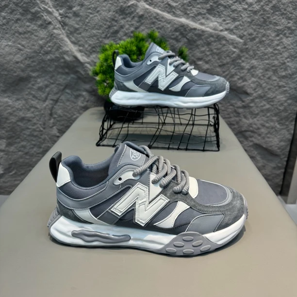 阿甘男鞋2025年秋季新款时尚百搭洋气增高软底舒适学生运动休闲鞋