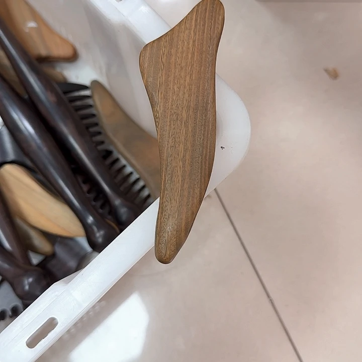 绿檀木放松工具瑕疵
