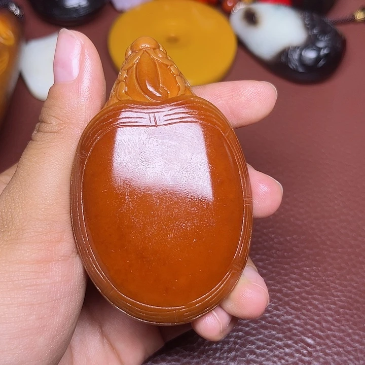 和田玉未镶嵌颈饰成***恼