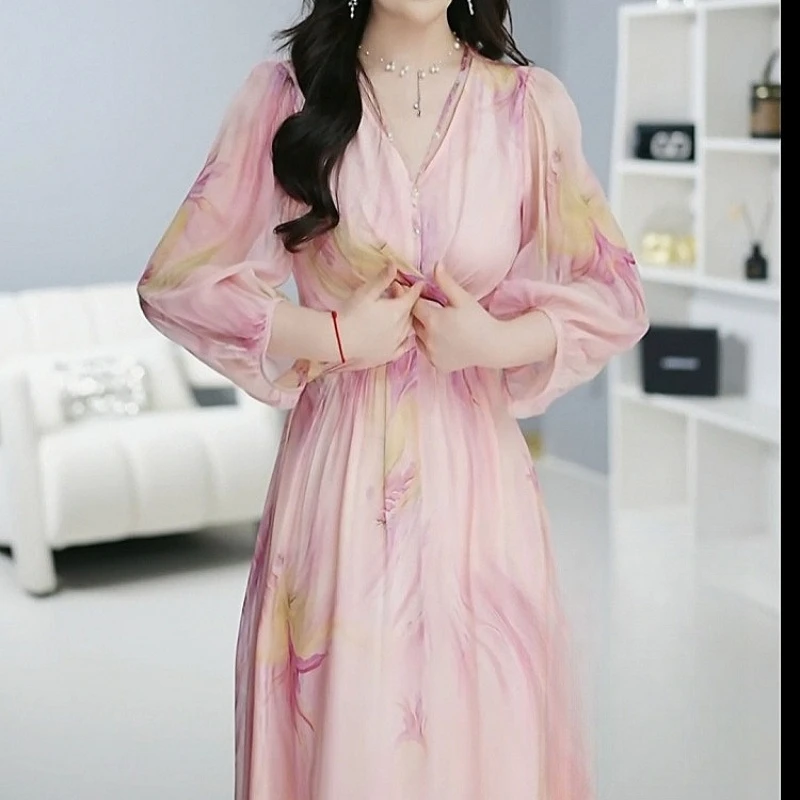 法式优雅高端洋气女装2025夏季新款修身收腰海边度假风仙女连衣裙