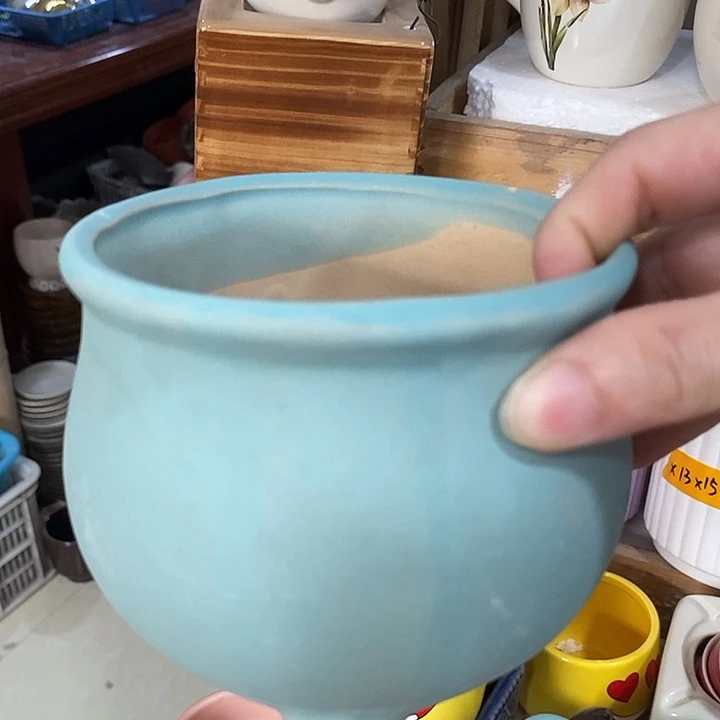 摆件陶盆有孔 瑕疵介意勿拍