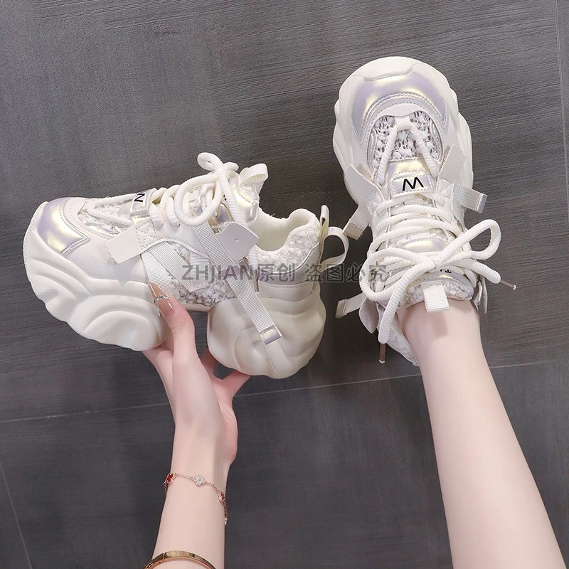 今年流行国风网面透气休闲老爹鞋女2025夏季新款百搭厚底运动鞋子
