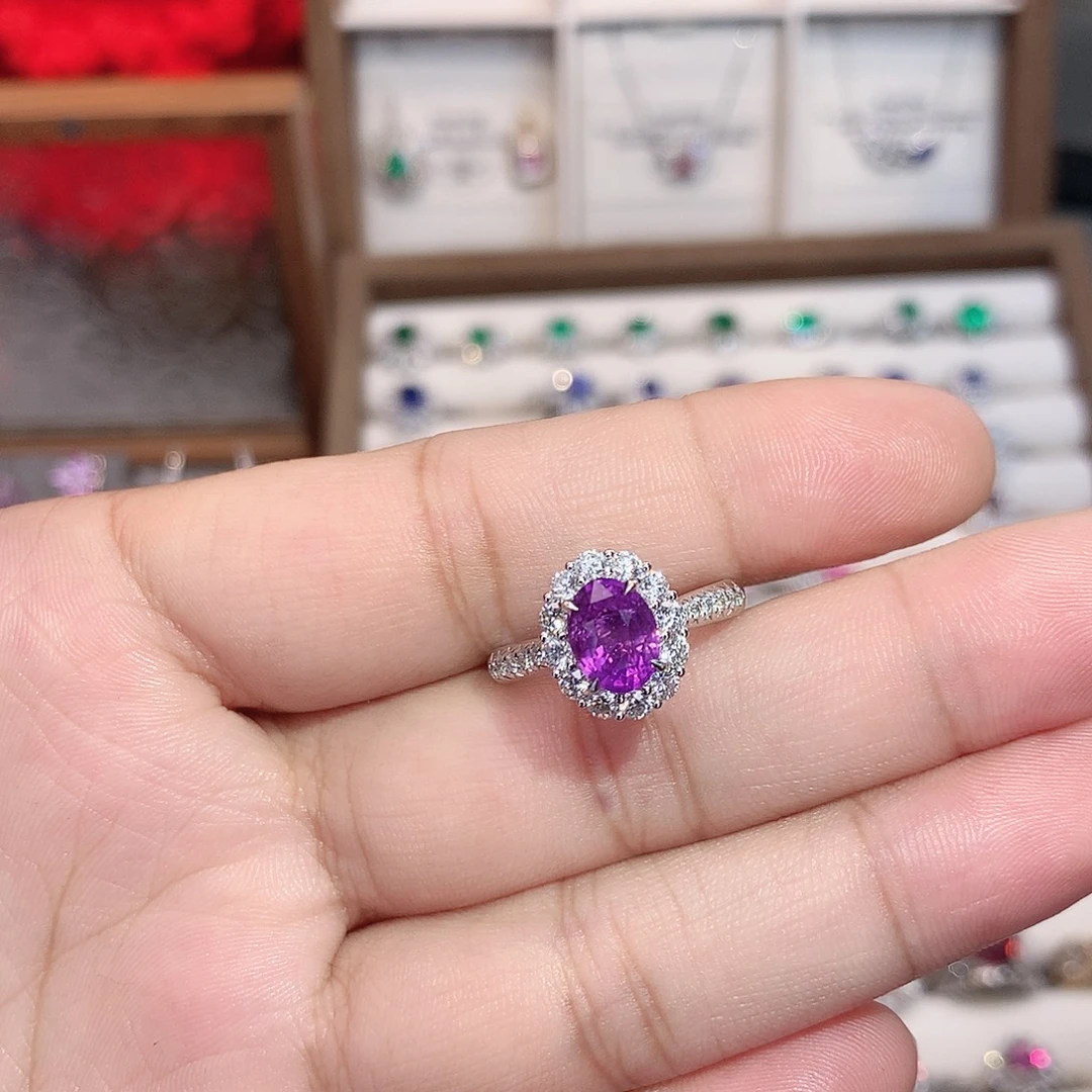 18K金镶嵌戒指彩色蓝宝石2.04ct/七天无理由
