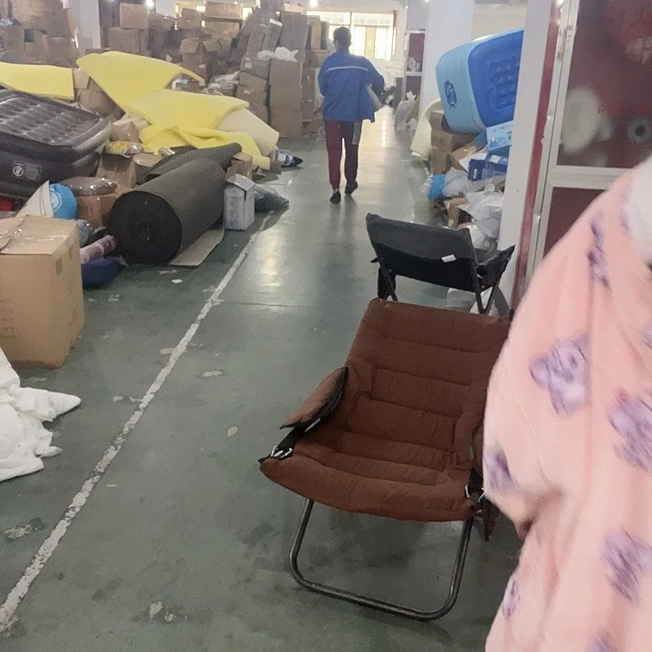 玻璃咖色躺椅啦啦啦啦