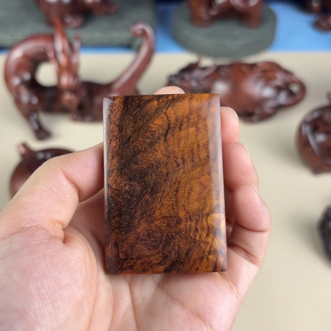 黄花梨/降香黄檀把件