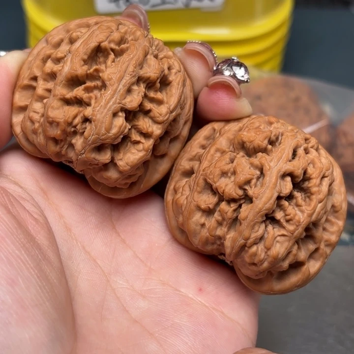 文玩核桃吊坠45-33838-02