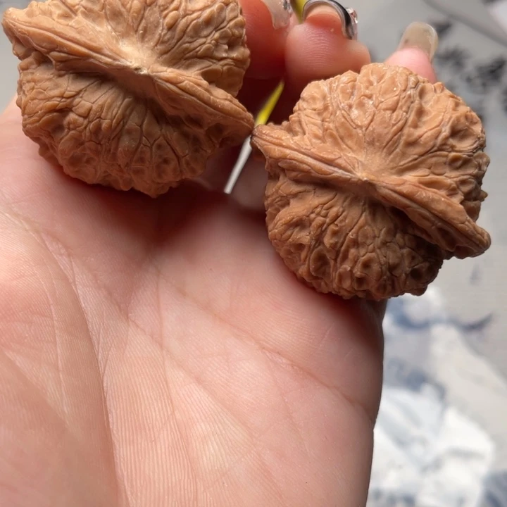 庆***安吊坠文玩核桃血麒麟38