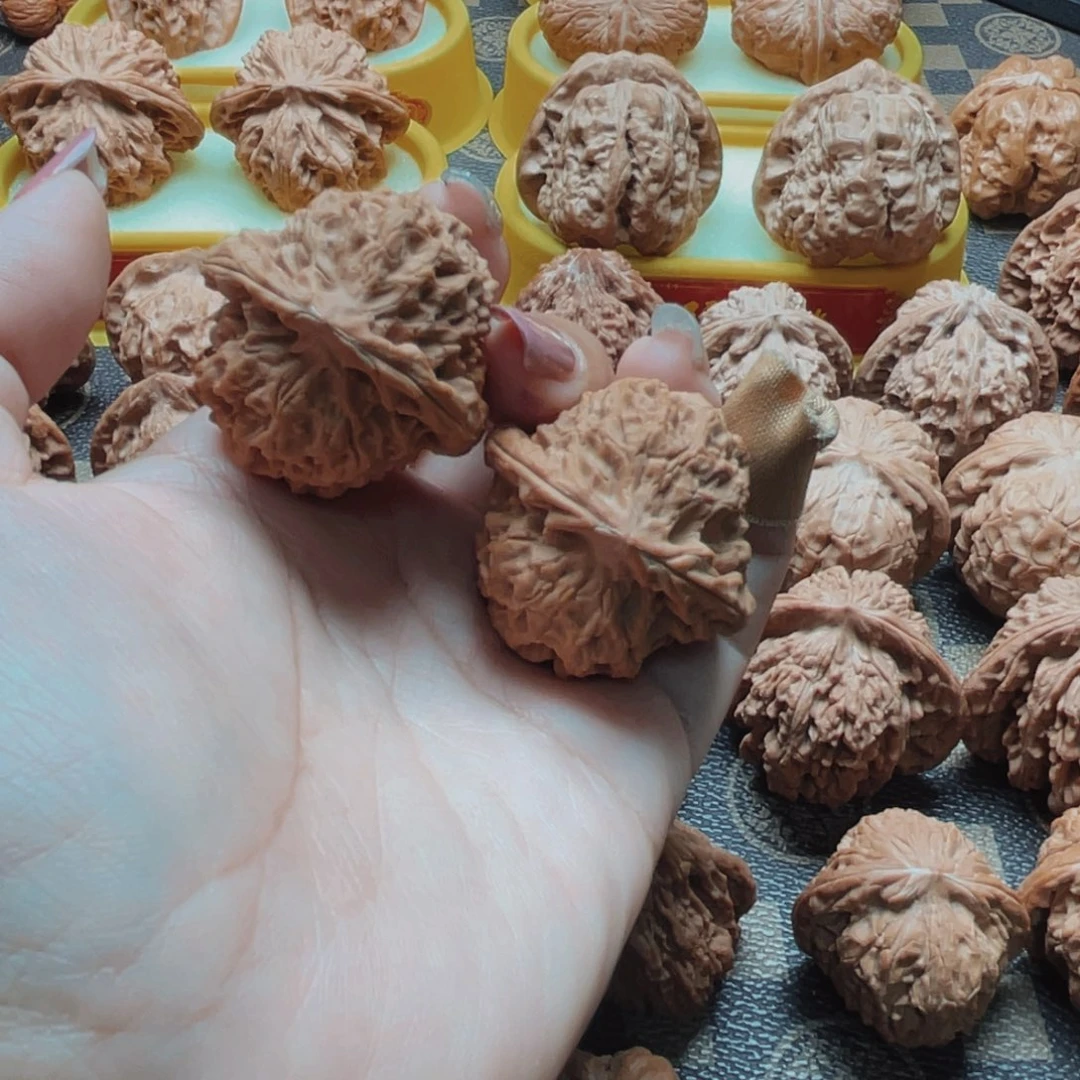桃核把件河豚全品