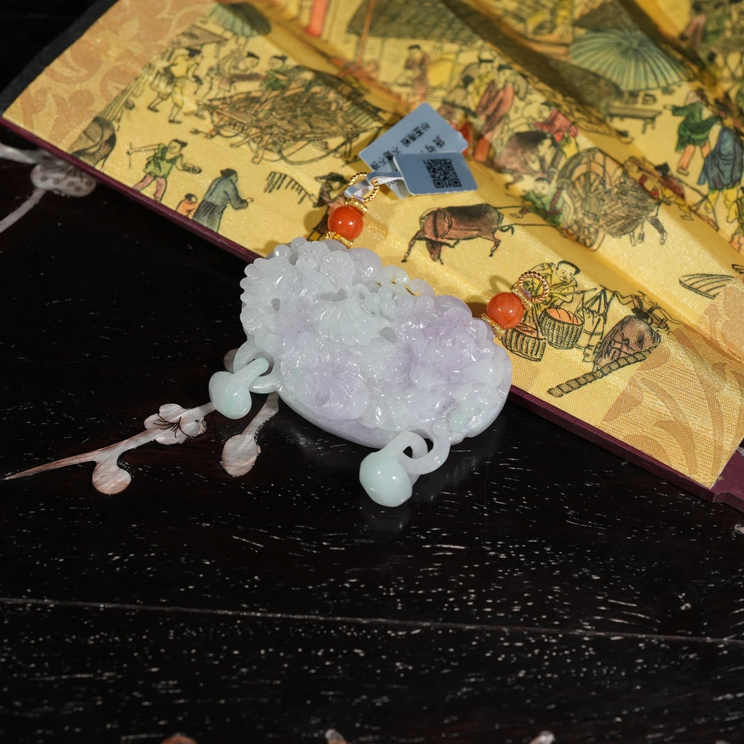 2.6香港王老板-翡翠吊坠kb117