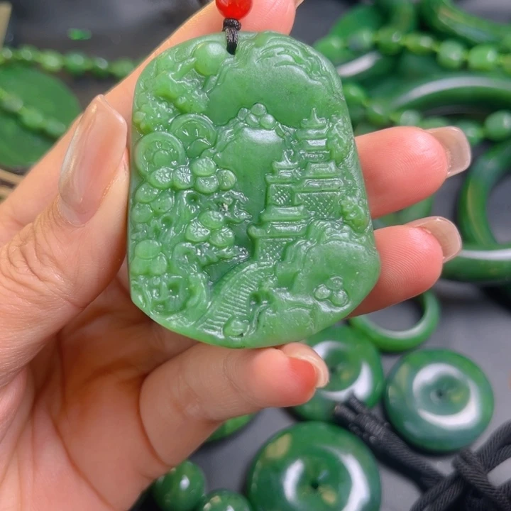 和田玉未镶嵌颈饰