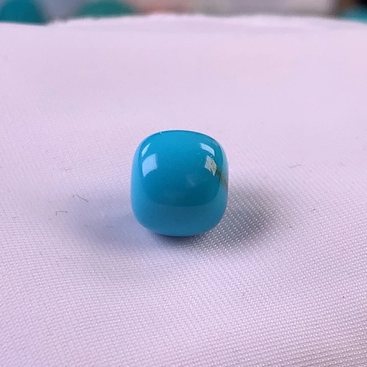 绿松石未镶嵌珠宝奇石9.5x8.6mm