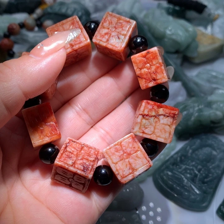 翡翠未镶嵌颈饰保真天然A货翡翠