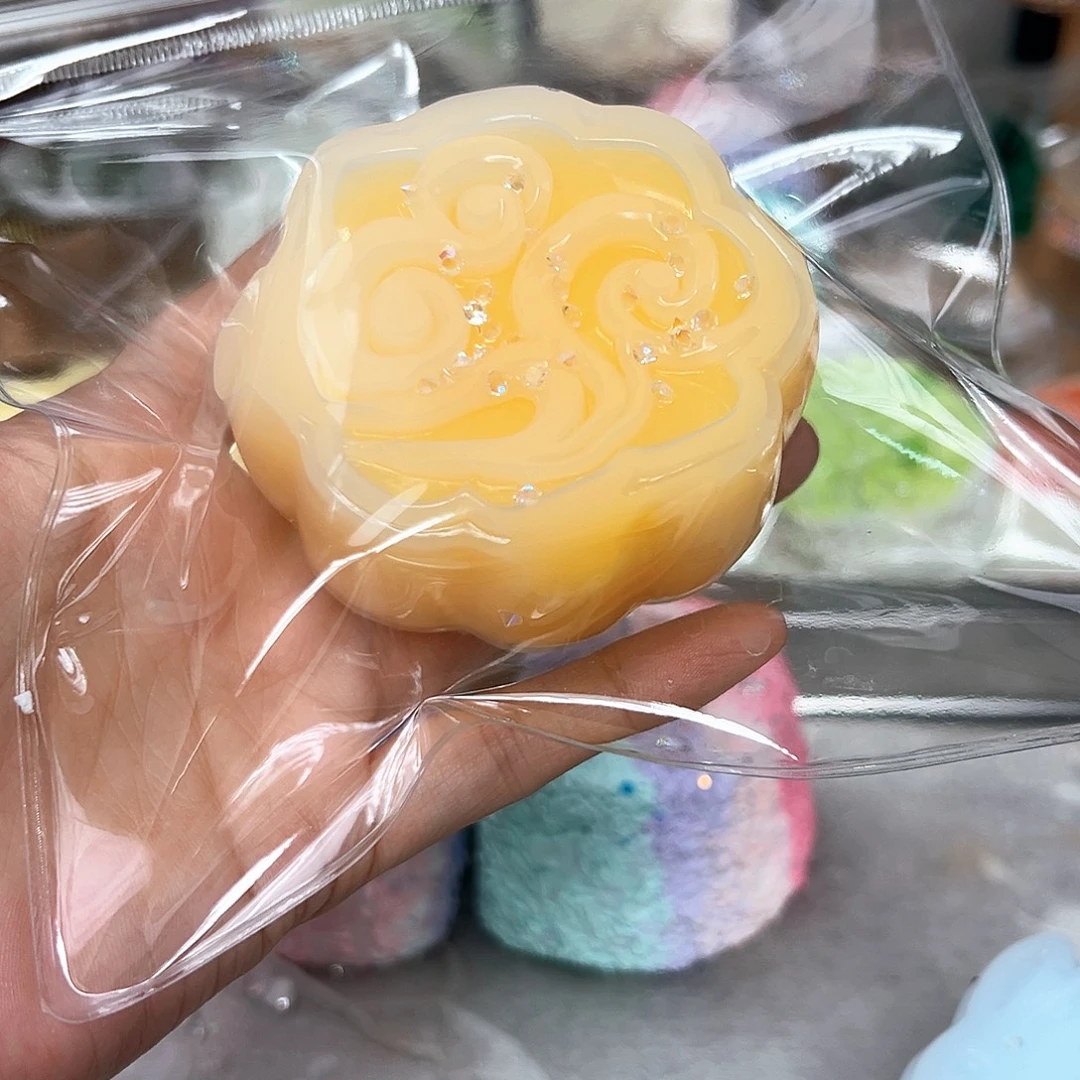 硅胶冰皮黄色祥云月饼175g