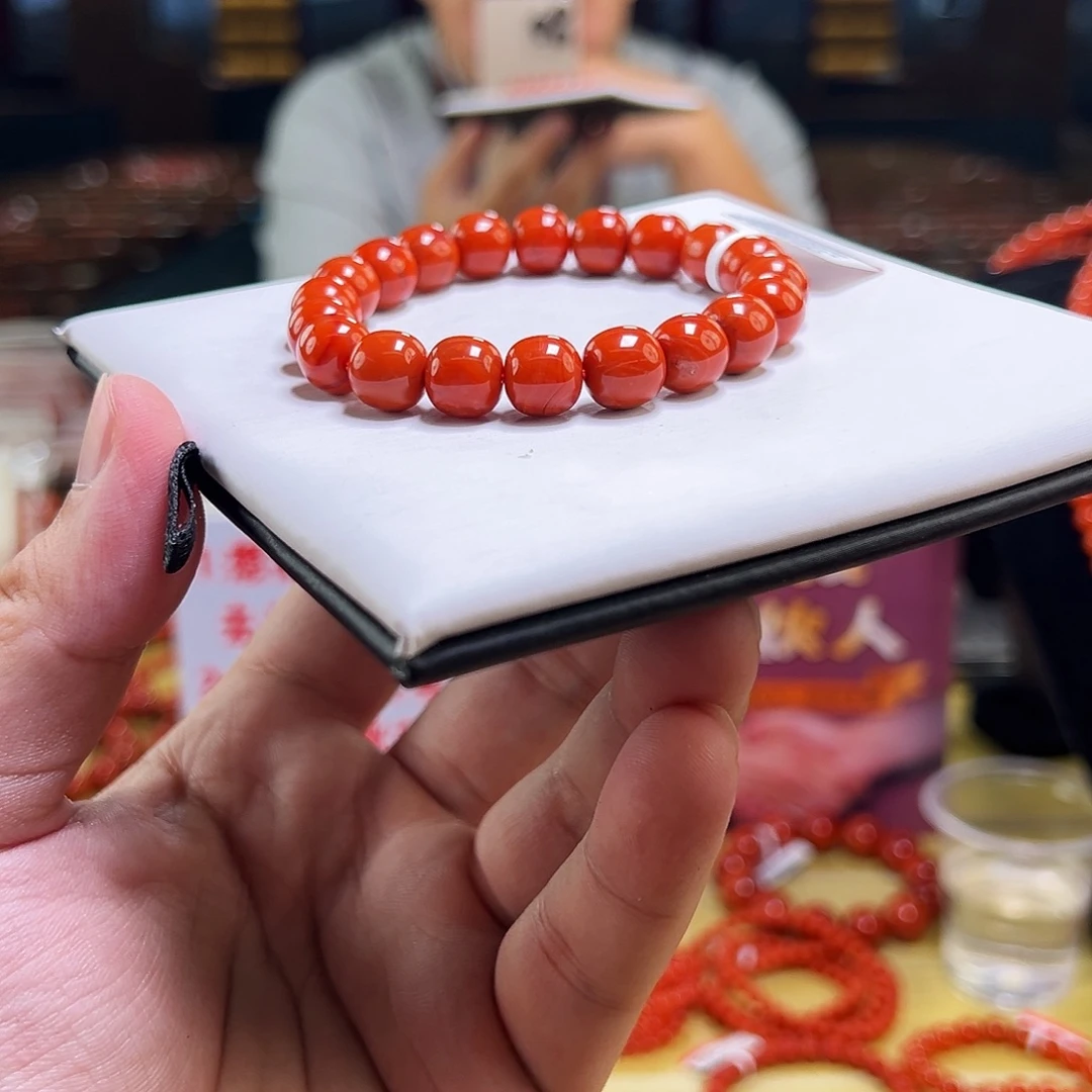 南红玛瑙未镶嵌手链
