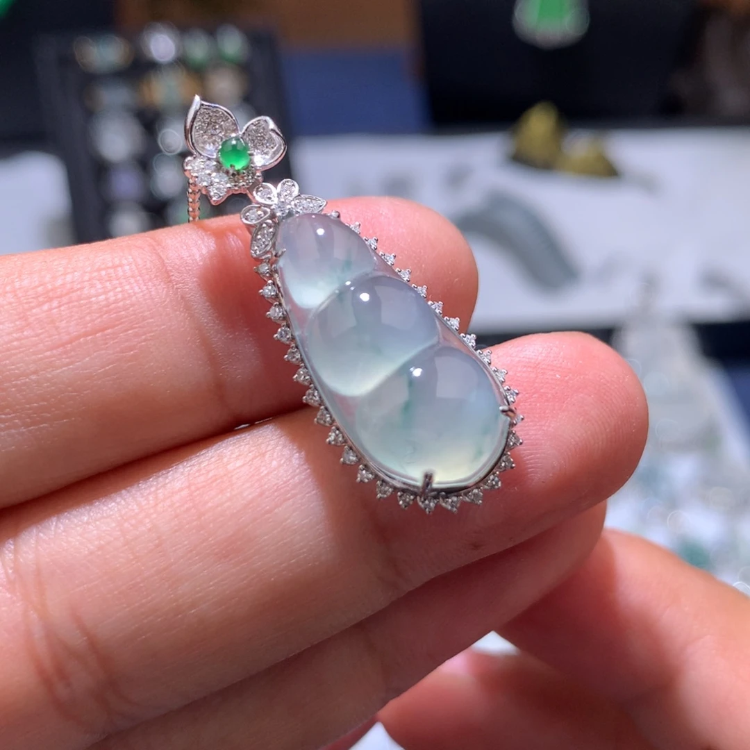 翡翠18K金镶嵌吊坠(不含链)