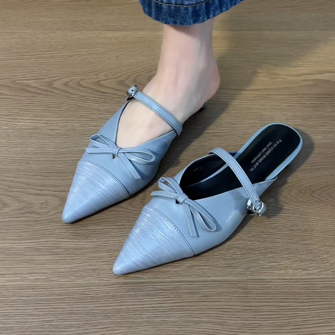 凉鞋女款2025新款尖头蝴蝶结气质包头一字扣百搭夏季浅口凉鞋低跟
