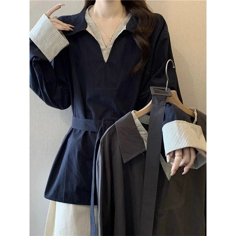 特大码300斤假两件V领长袖衬衫女秋季2025新款胖mm藏蓝色遮肚上衣